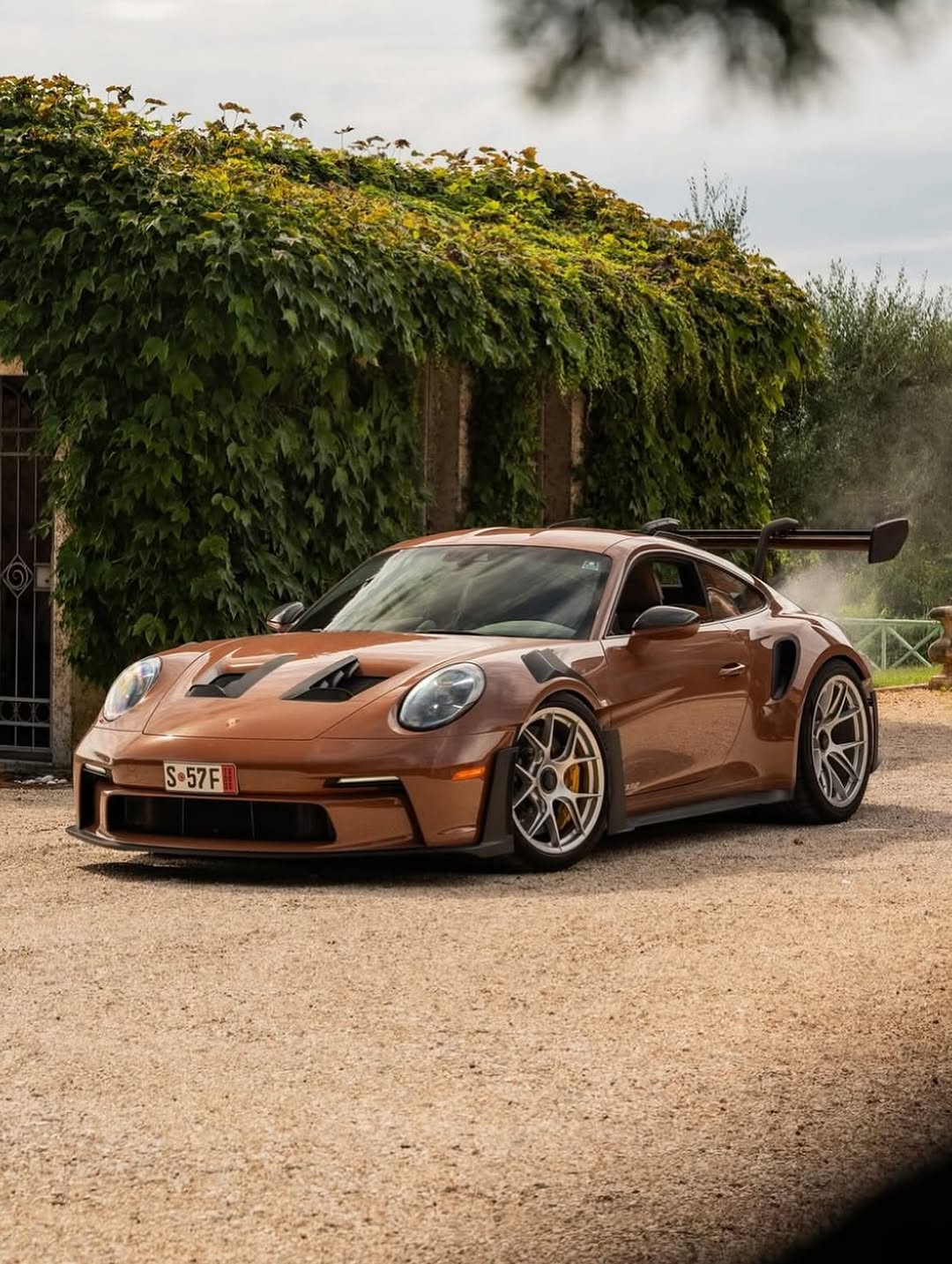 Dew Brown_Dry Installation Colour PPF