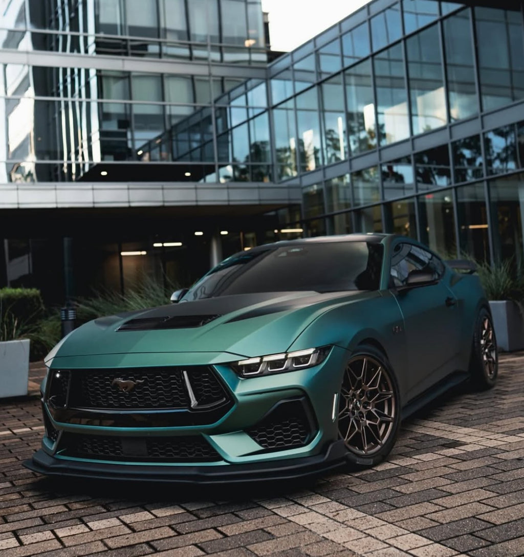 Satin Racing Green_Dry Installation Colour PPF